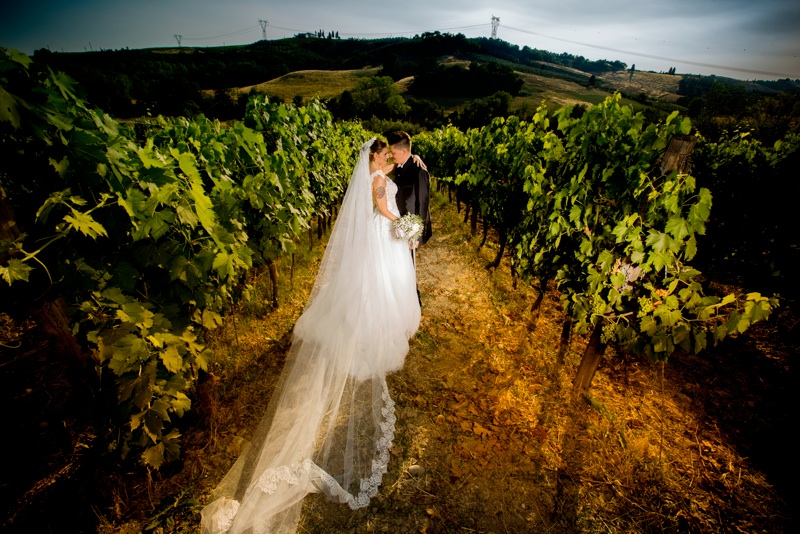 groom, bride, wedding, tuscany, getting married in italy, wedding photography, country wedding, fotografo matrimonio, Fotostradafacendo, Samantha Pennini, Tenuta Corbinaia, Firenze, Florence, Montelupo