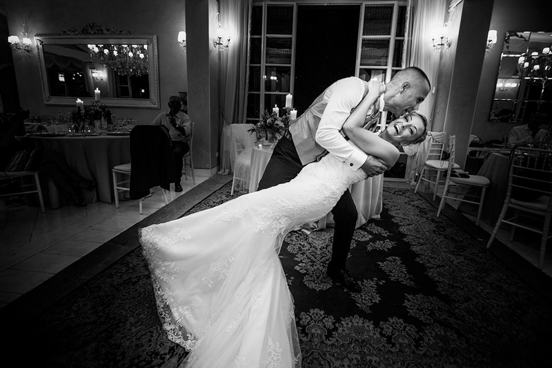 groom, bride, wedding, tuscany, getting married in italy, wedding photography, Valle di Badia